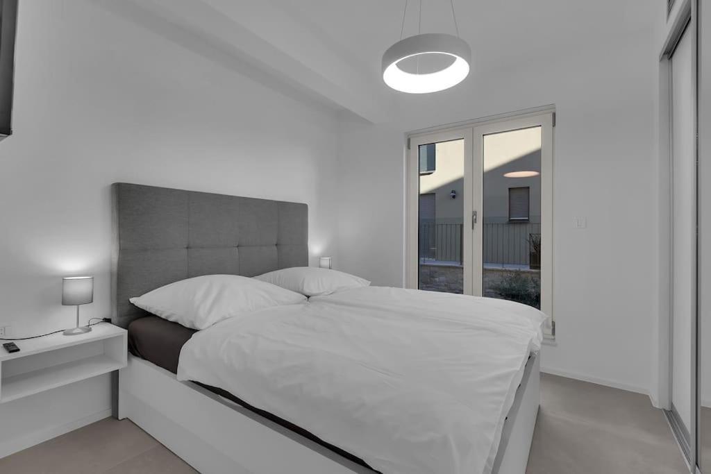 Apartman Delux With Private Pool - Makarska Exklusiv Tučepi Exterior foto